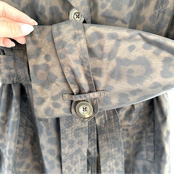 Dana Buchman Leopard Printed Trench Coat Size M Medium - Picture 8 of 9